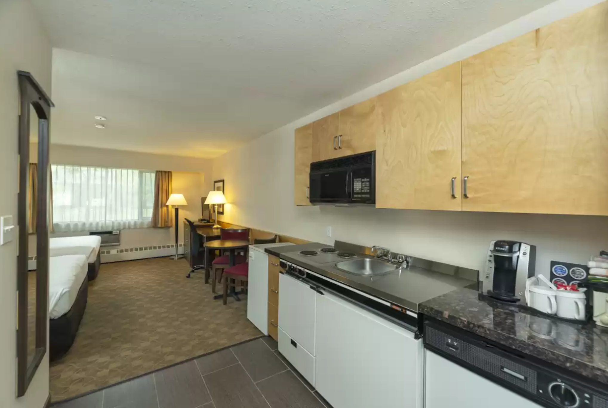Prestige Riverside Lodge Quesnel 3/18