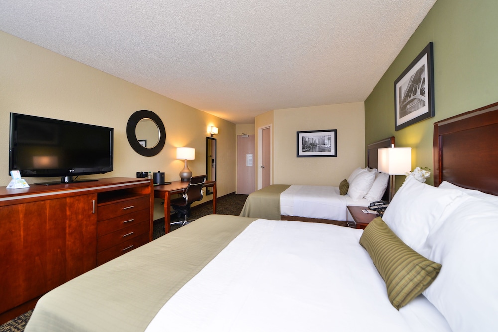 Best Western Glenview -Chicagoland Inn and Suites 9/44