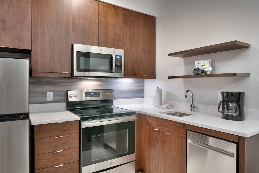Residence Inn by Marriott Phoenix West/Avondale 40/53