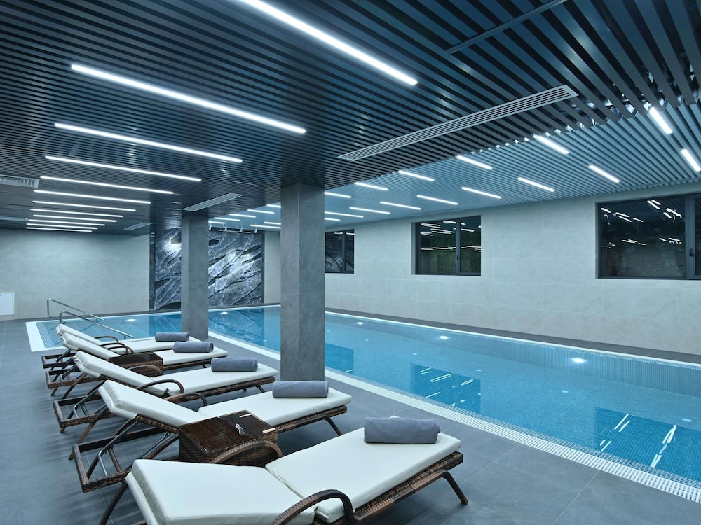 Mercure Tashkent North 66/90