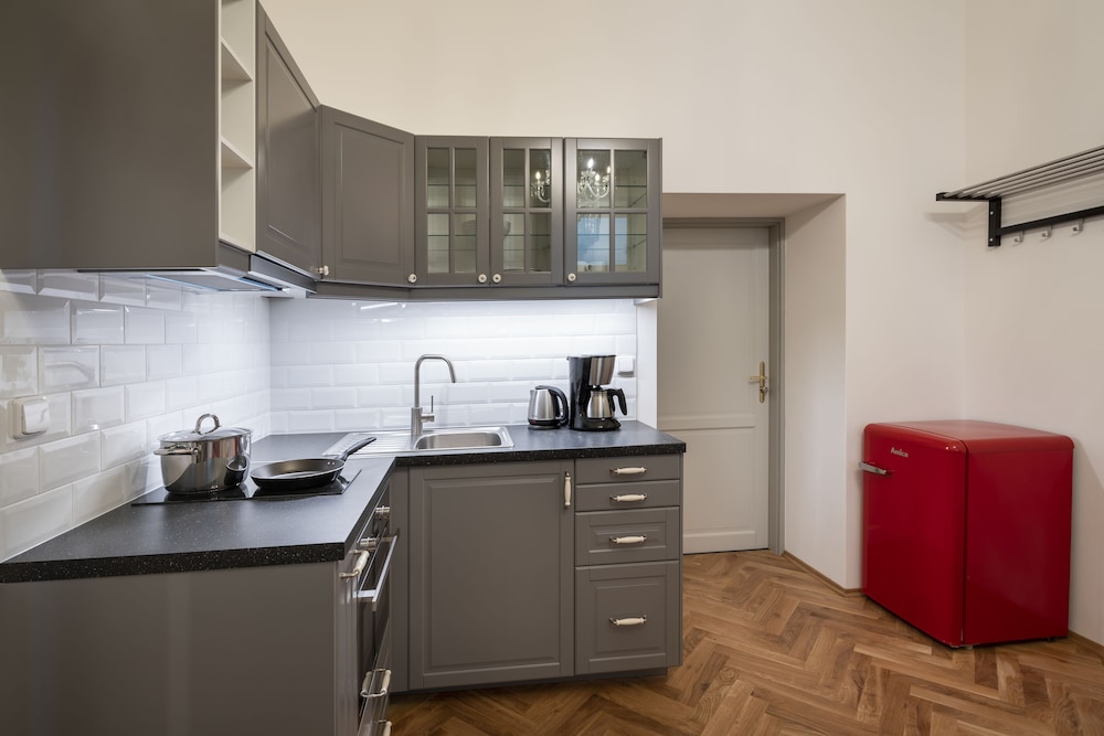 Old Town Aparthotel Michalska 63/75