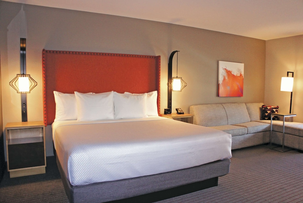 La Quinta Inn & Suites by Wyndham Madera 8/28