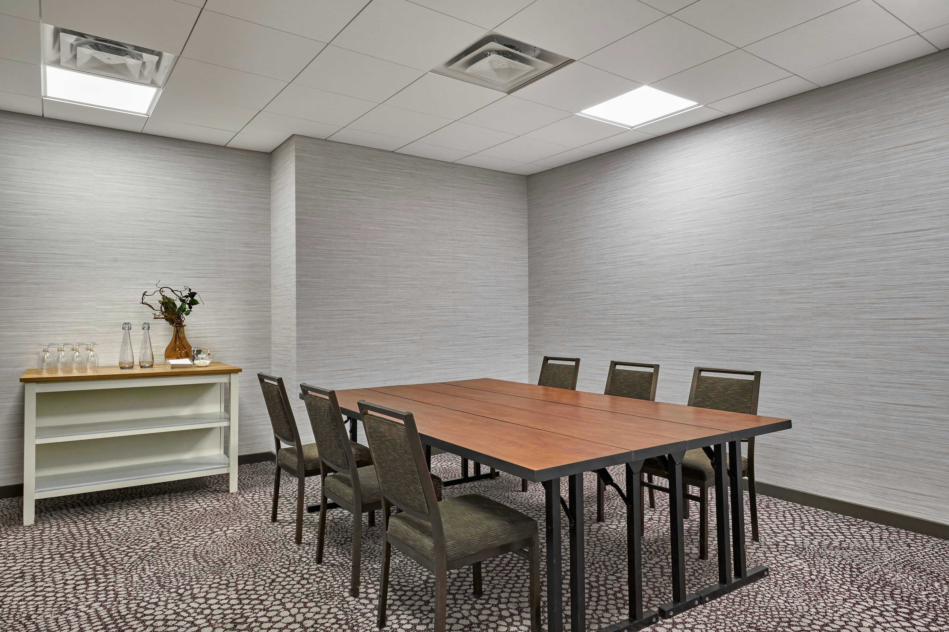 Westin Edmonton 25/40