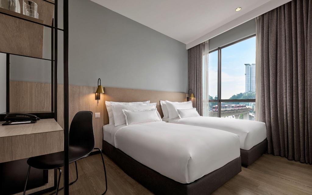 Prime, Guest Room, Deluxe, Twin Beds