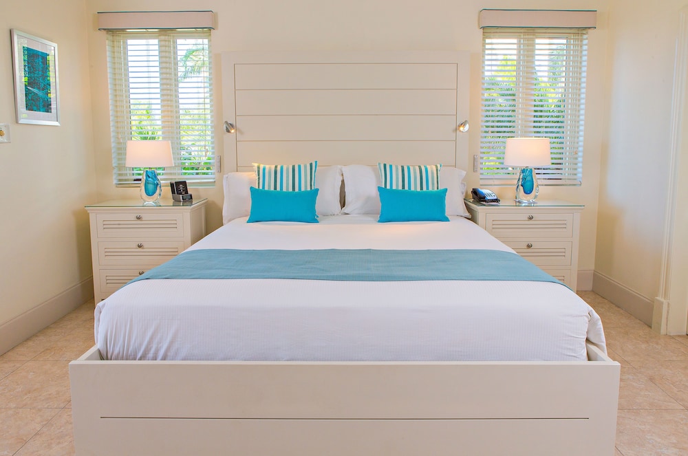 Blue Waters Resort And Spa 14/41