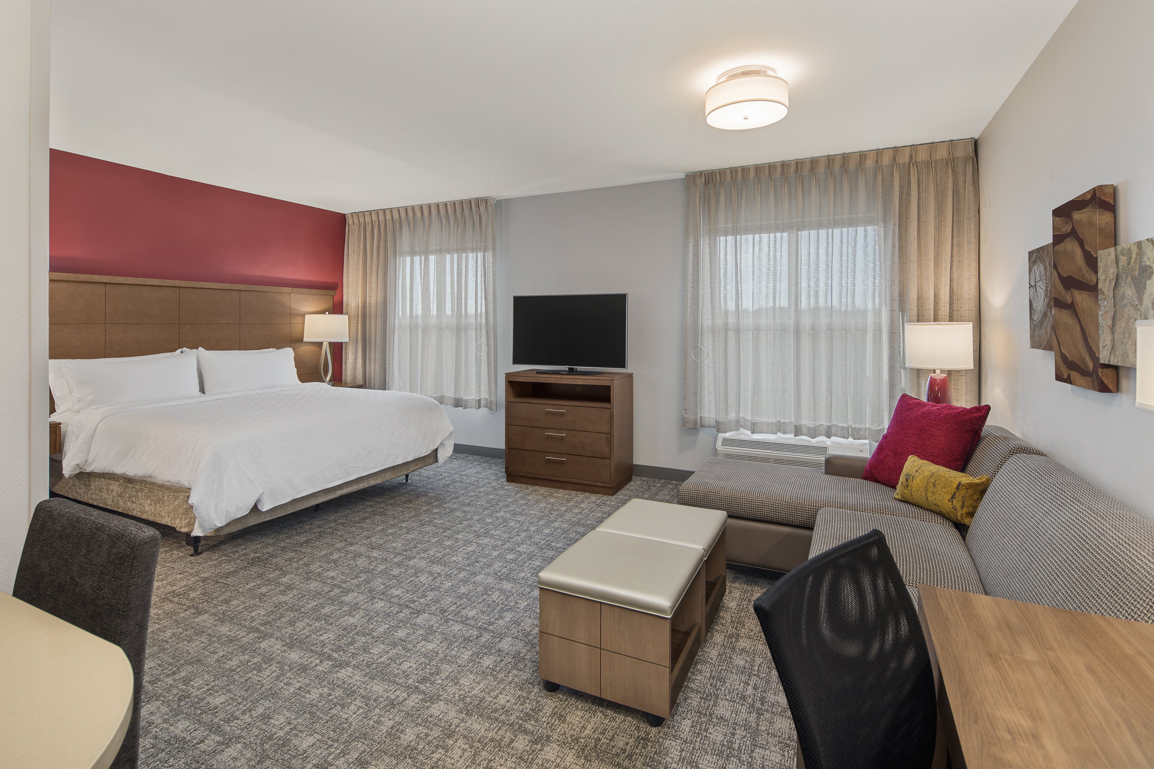 Studio, Suite, King Bed, Accessible