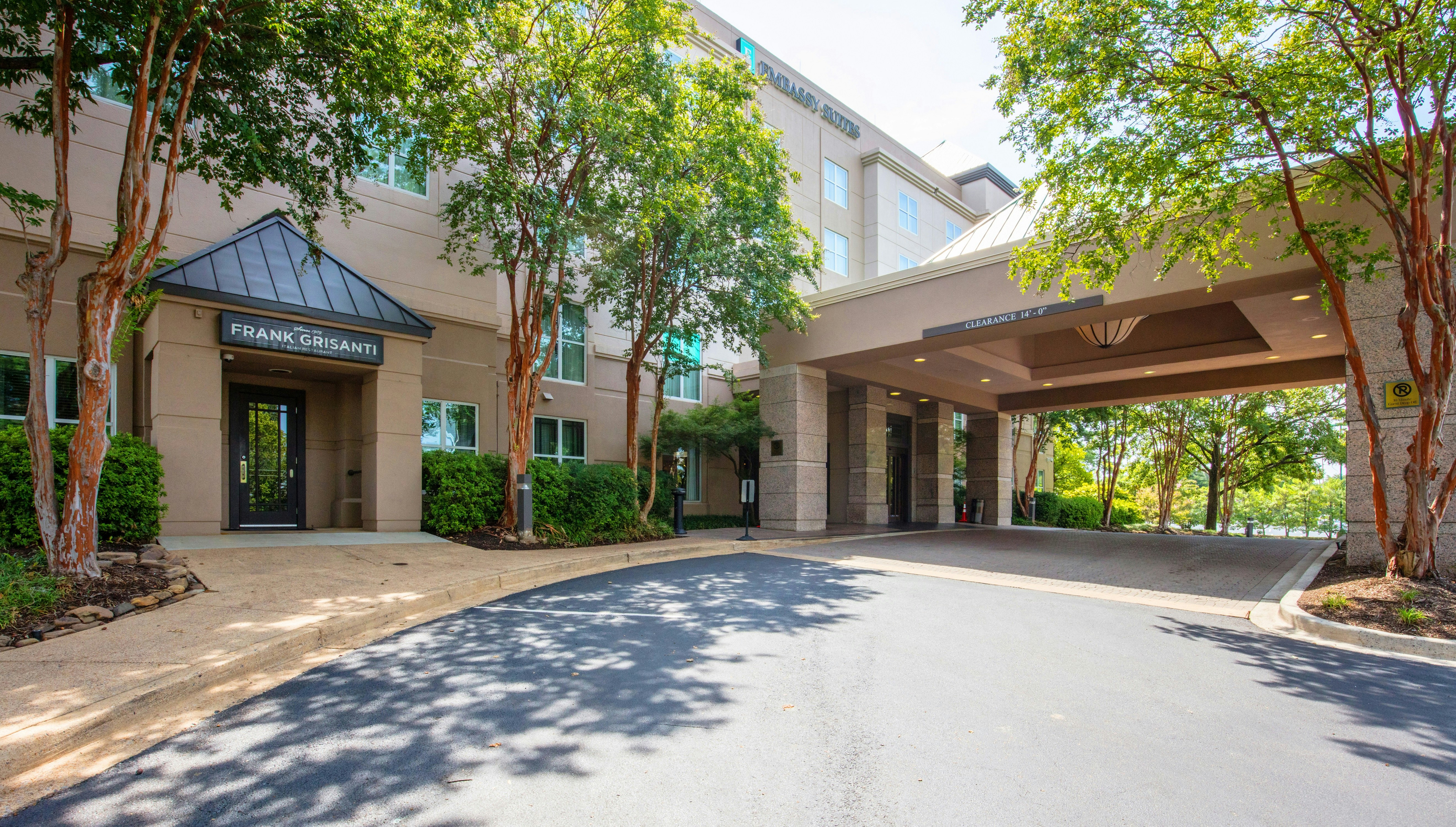Embassy Suites by Hilton Memphis East Germantown Area 78/80