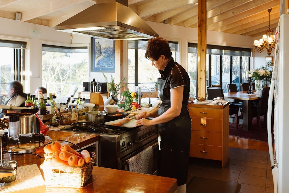 THE SANCTUARY AT BAY OF ISLANDS 23/28