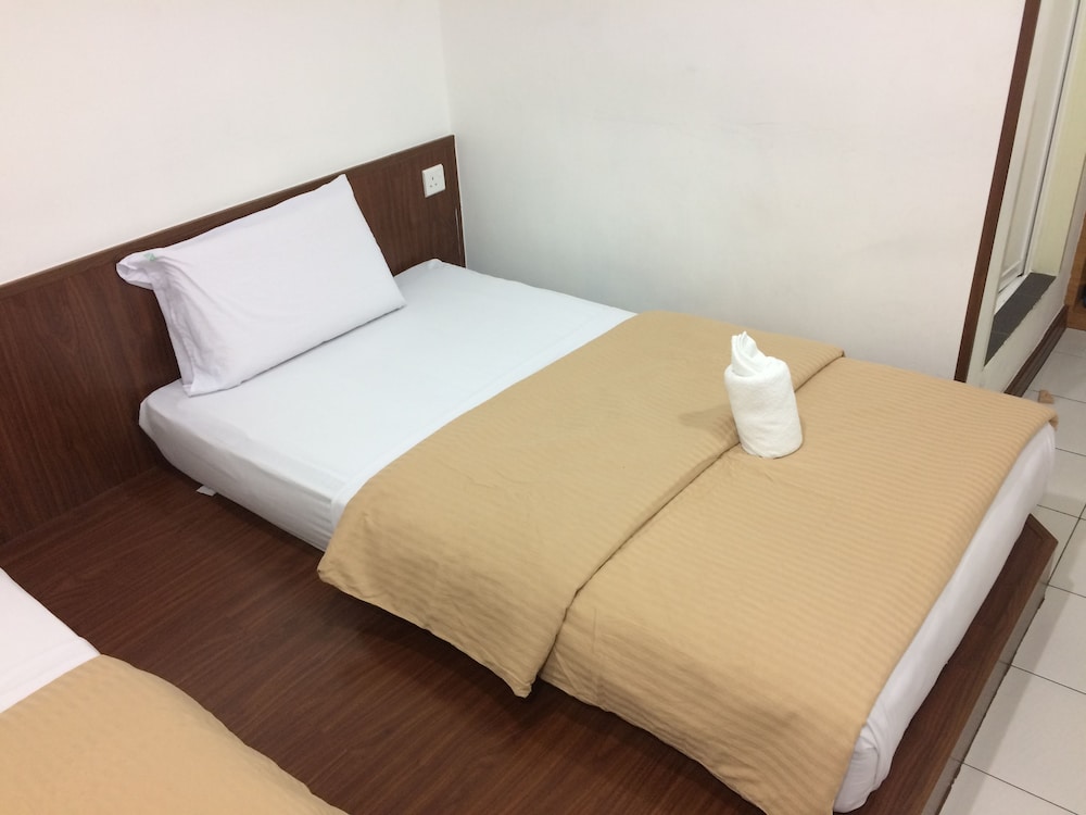 Api-Api Guest House 9/23