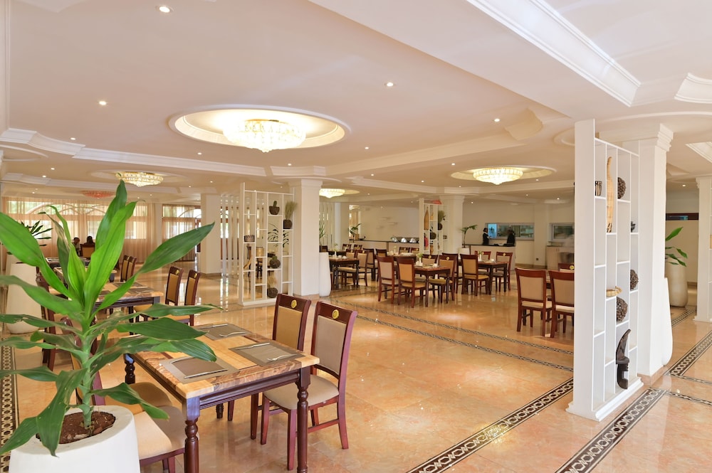 Hotel De Leopol International 28/33