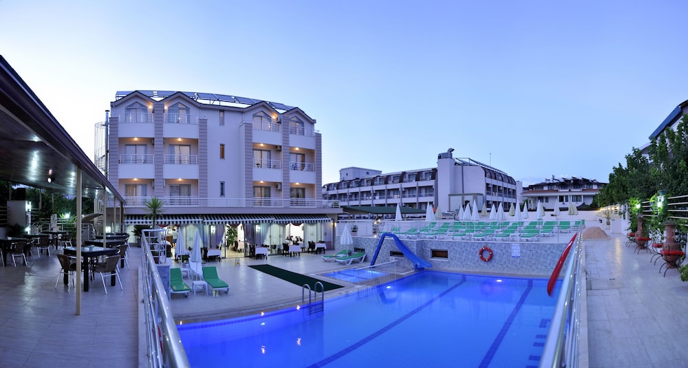 ERKAL RESORT HOTEL 写真4