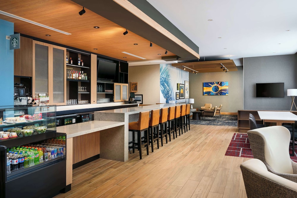 Hyatt Place Melbourne Airport 38/63
