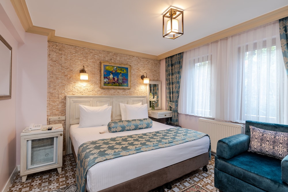 Agora Guesthouse & Hostel 14/70