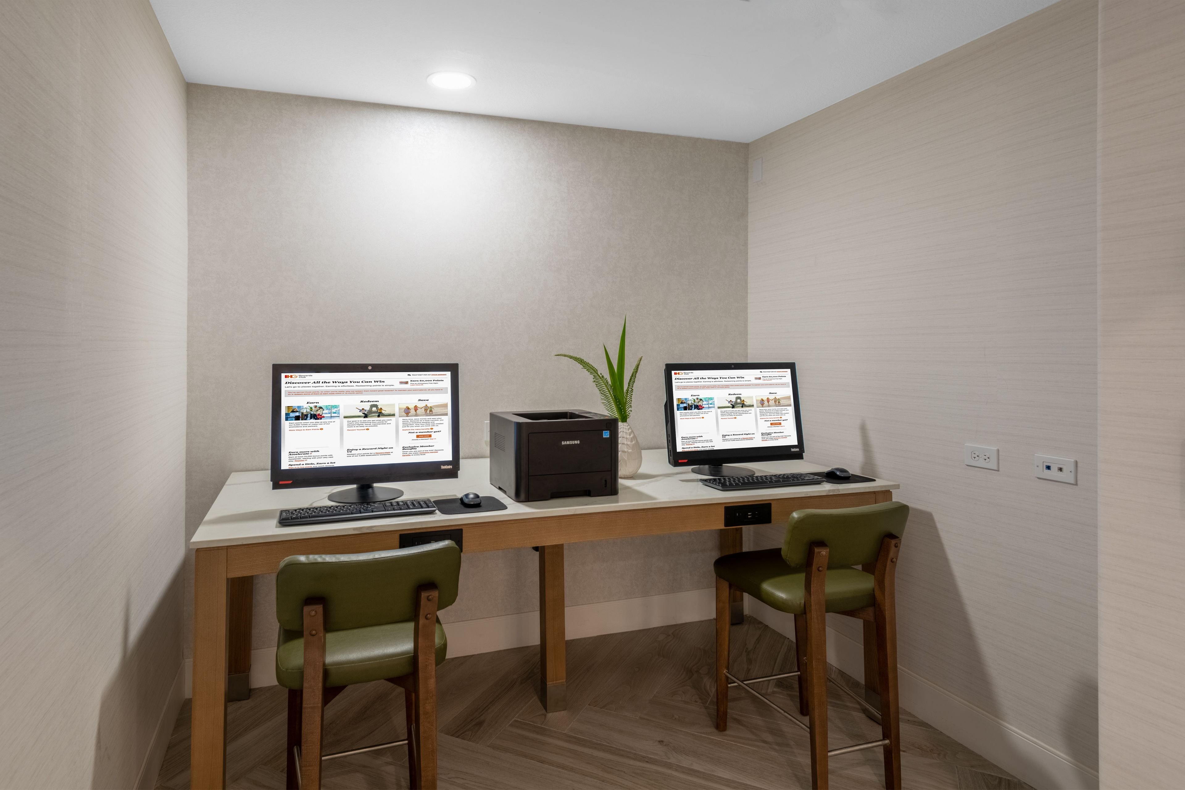 Staybridge Suites Phoenix-Glendale 57/65