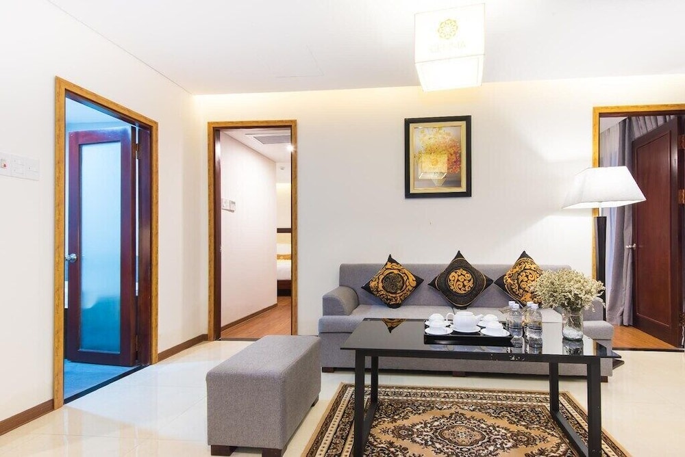 Gemma Hotel 46/63
