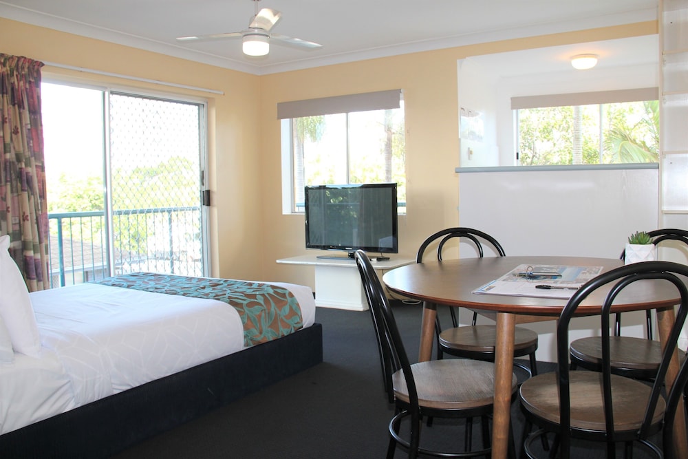 Broadwater Keys 38/72