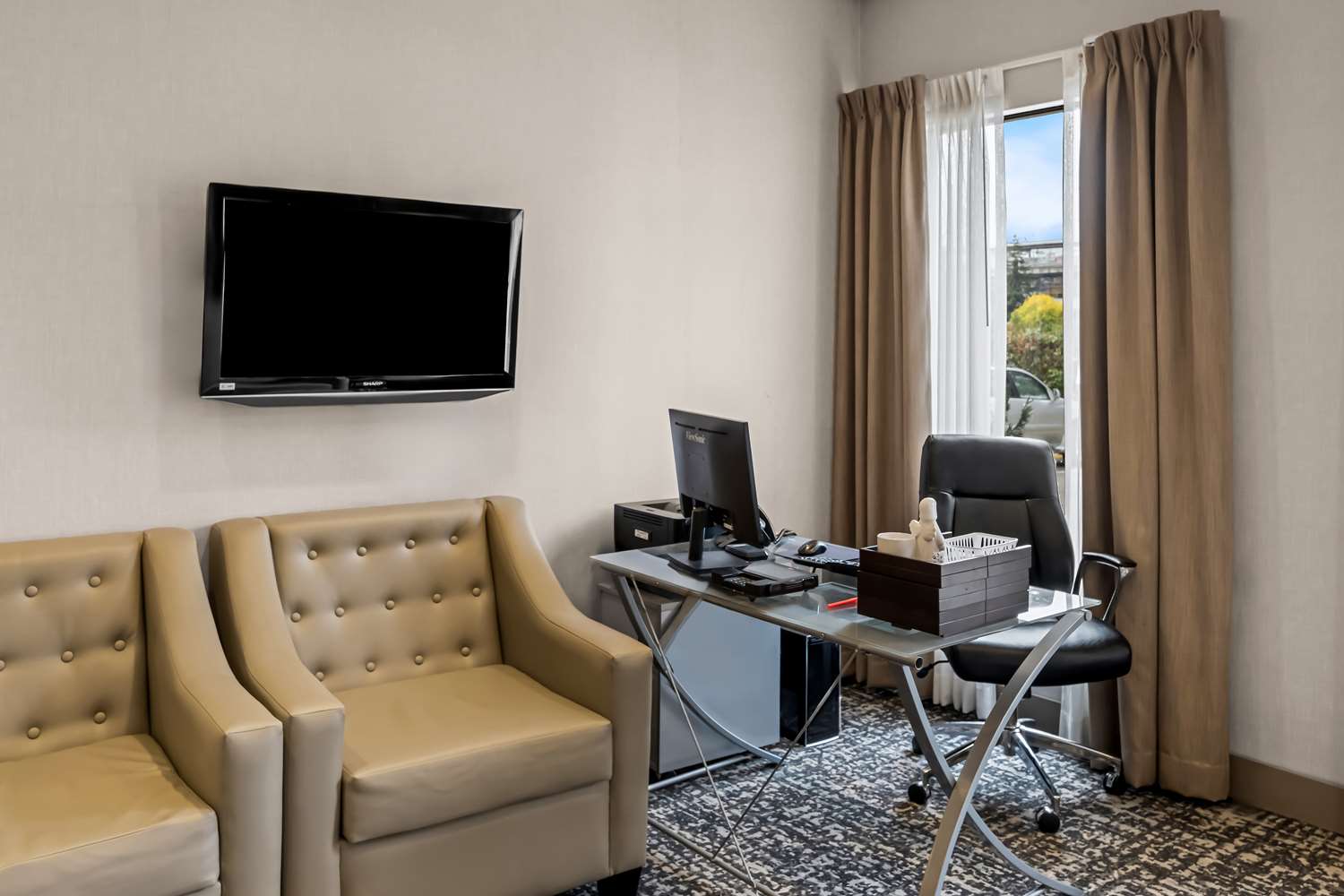 SureStay by Best Western SeaTac Airport North 13/18