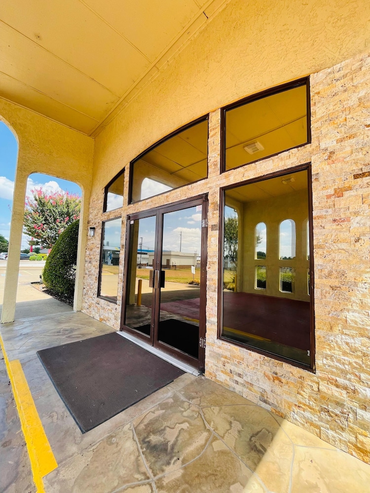 Studio6 Suites Mesquite, TX – Gross Rd 39/67