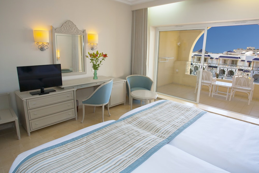 Iberostar Waves Averroes 47/66