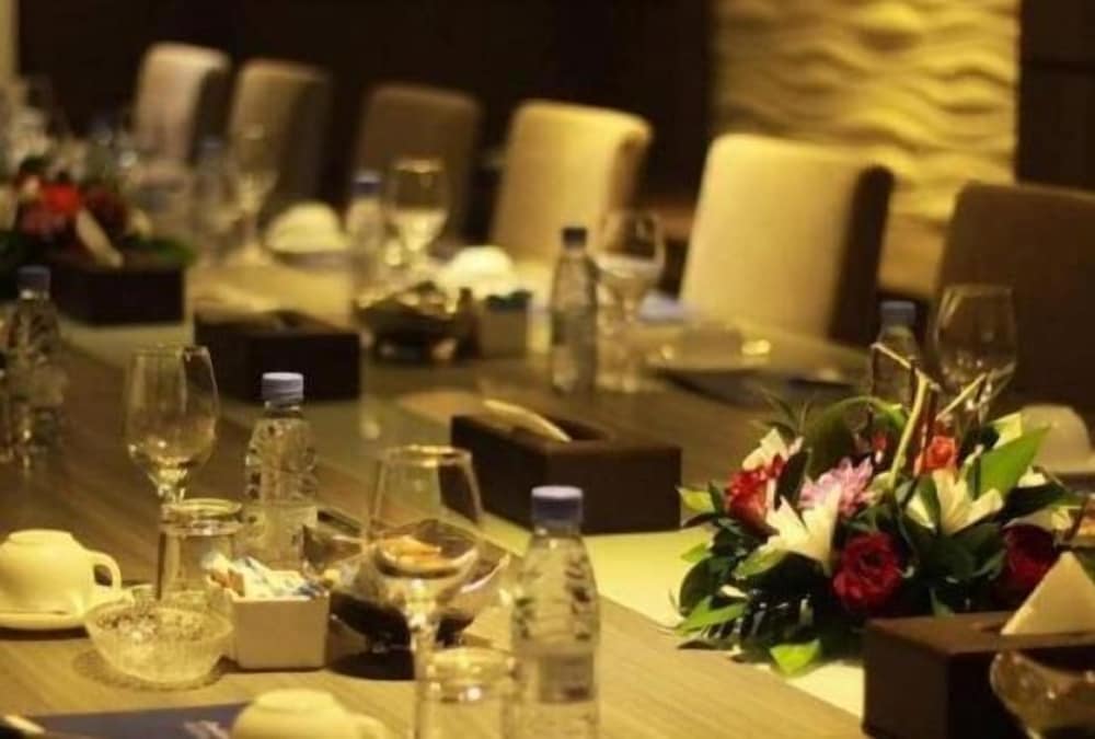 فندق ناشونال بارك(National Park Hotel) 30/66
