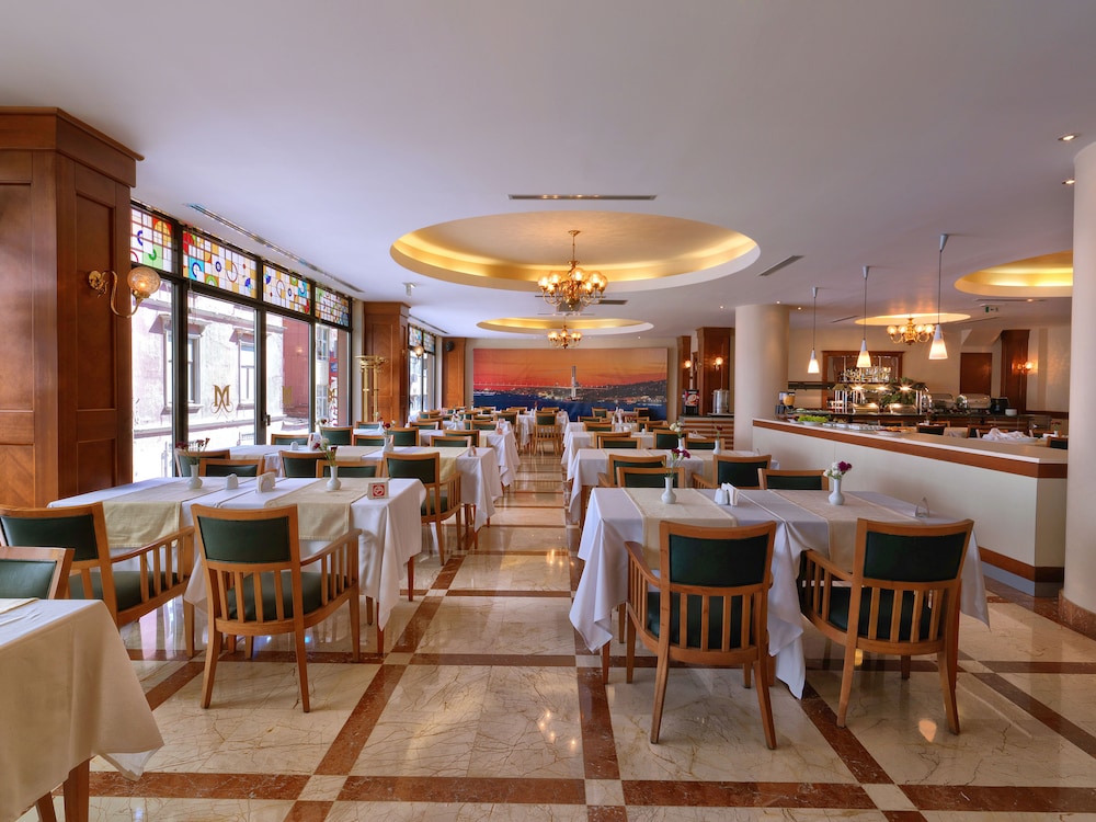 Taksim Metropark Hotel 38/50