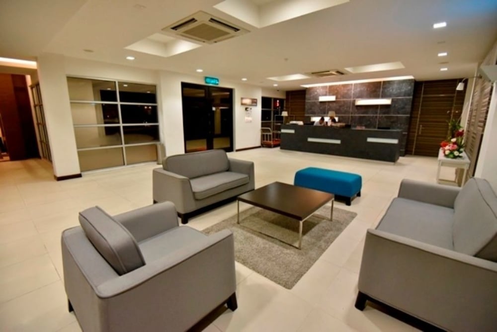 Lot 10 Boutique Hotel Kuching 25/27