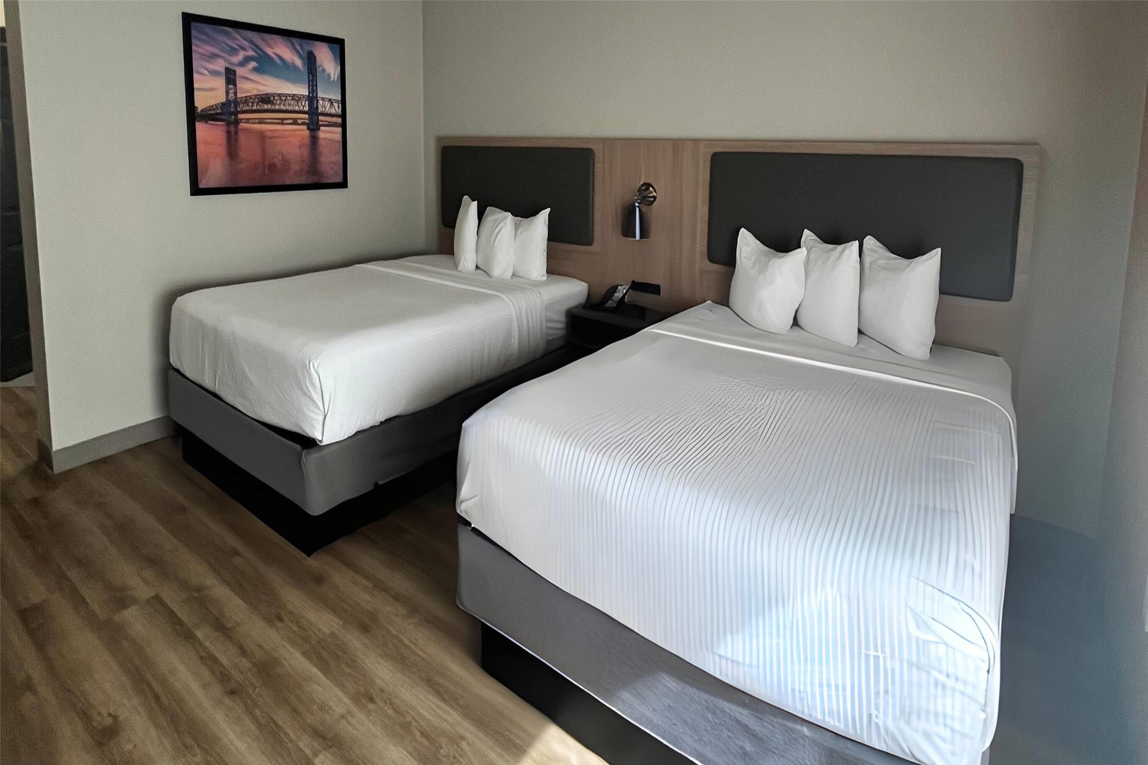 La Quinta Inn & Suites by Wyndham Jacksonville Butler Blvd 22/55