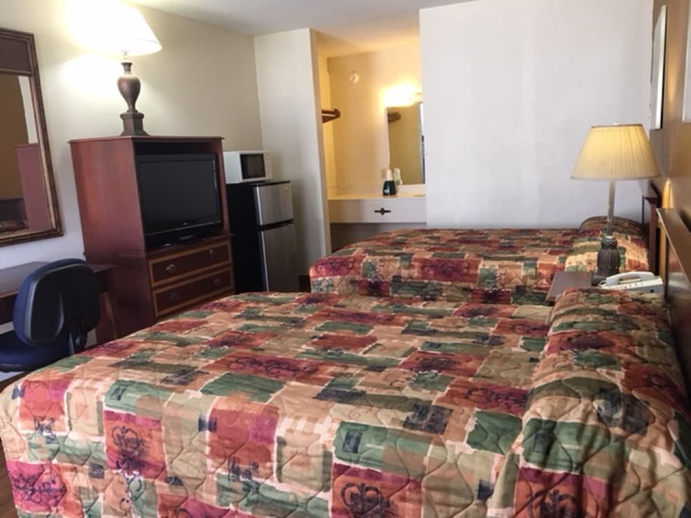 Budget Inn Talladega 49/61