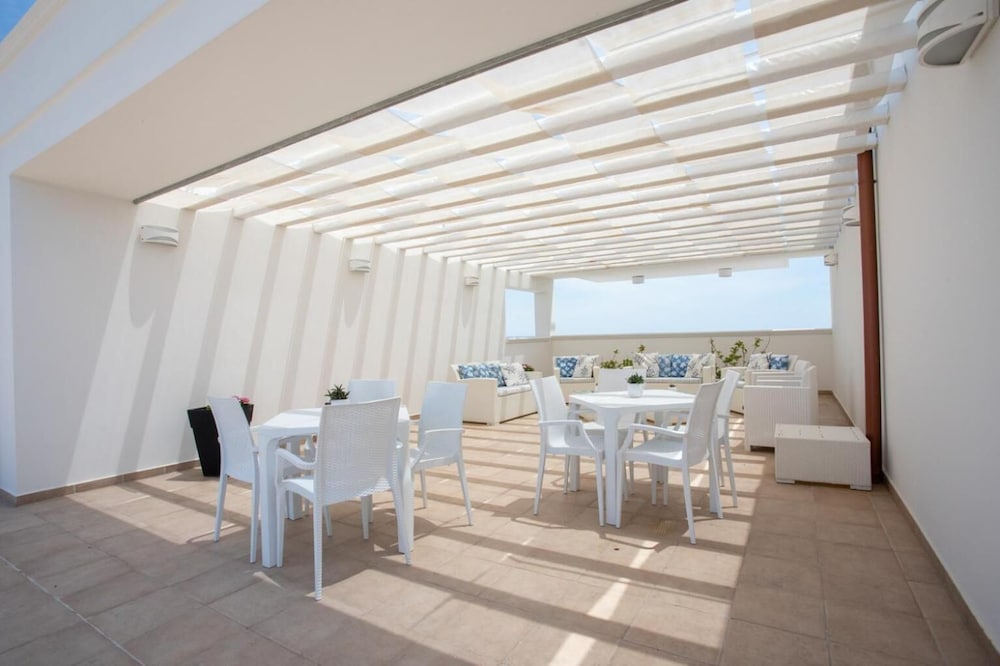 Hotel Perla Dello Ionio 19/21