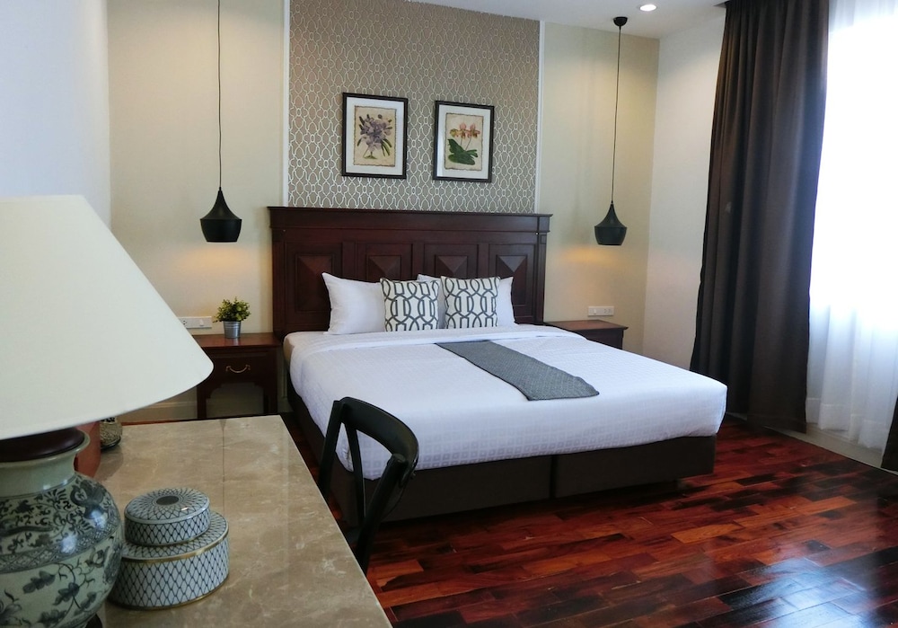 Bloom Boutique Hotel And Cafe 13/34