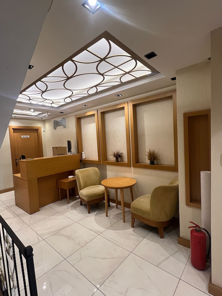 The Green Park Hotel 4/50