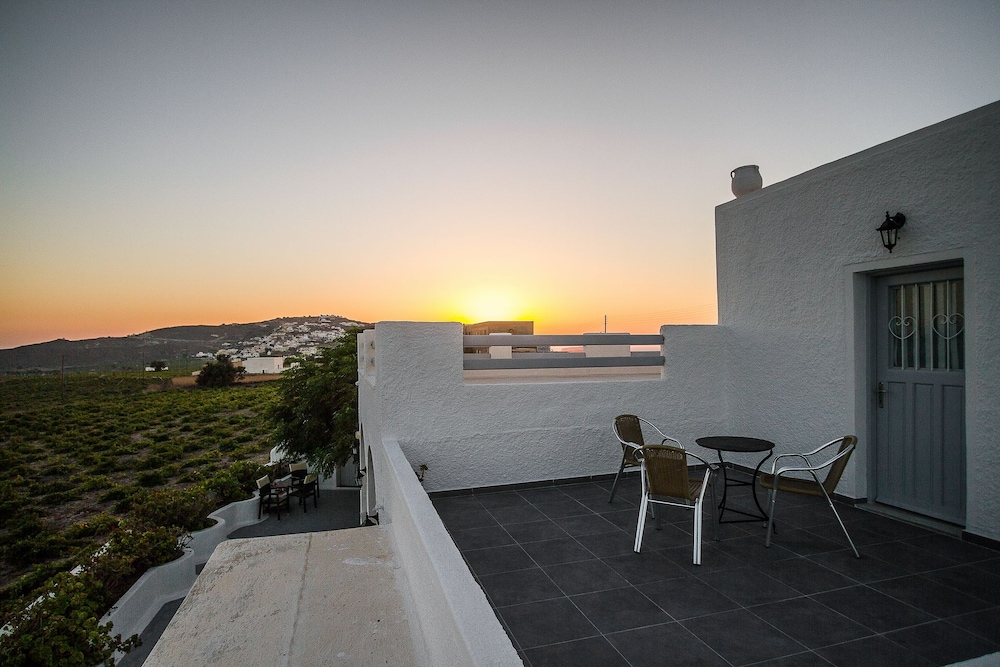 Villa Iliovasilema Santorini 34/50