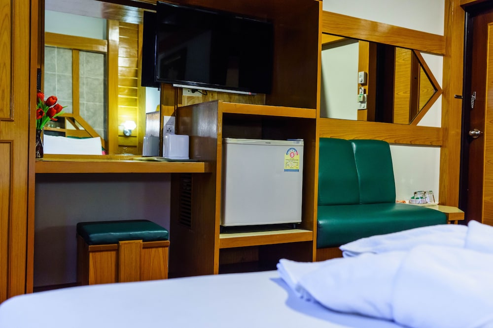 Siri Hotel 34/70
