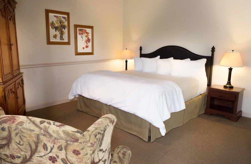 Wine Country Inn 31/43