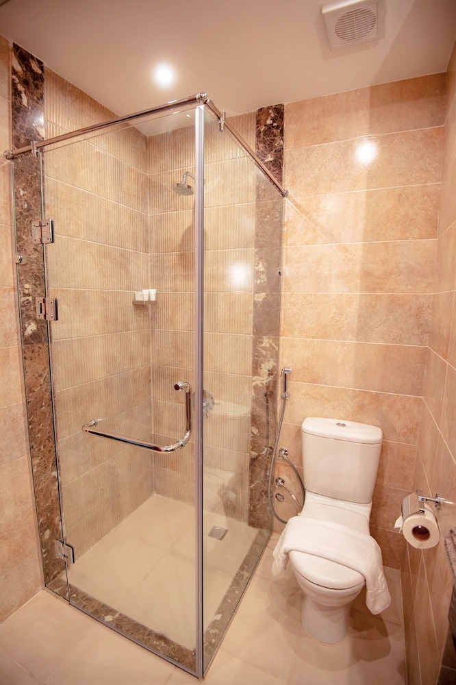Lamar Azur Hotel 35/39