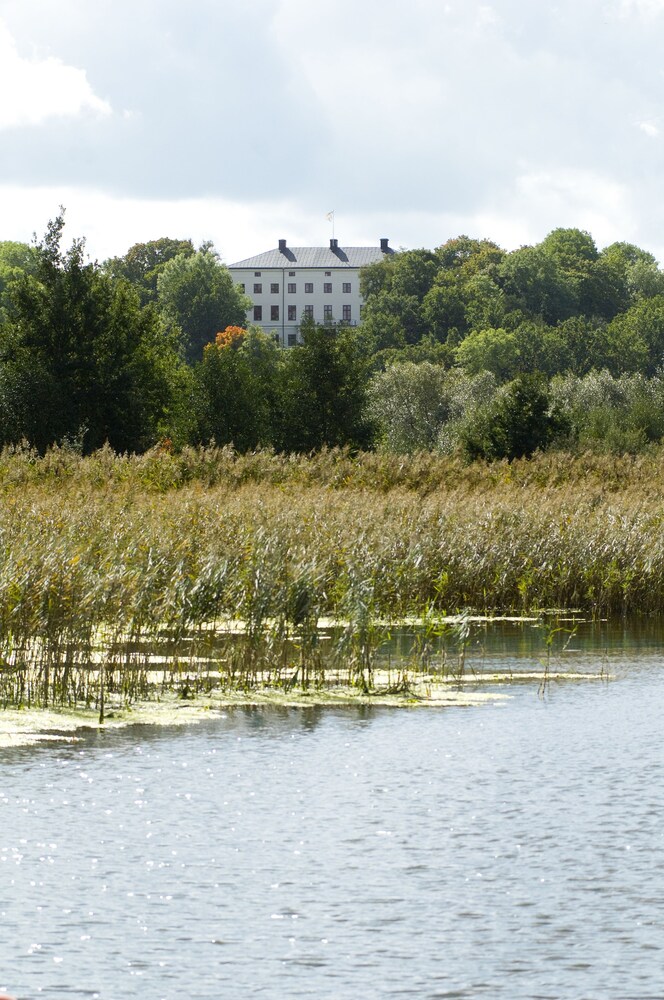 Husby Säteri 43/55