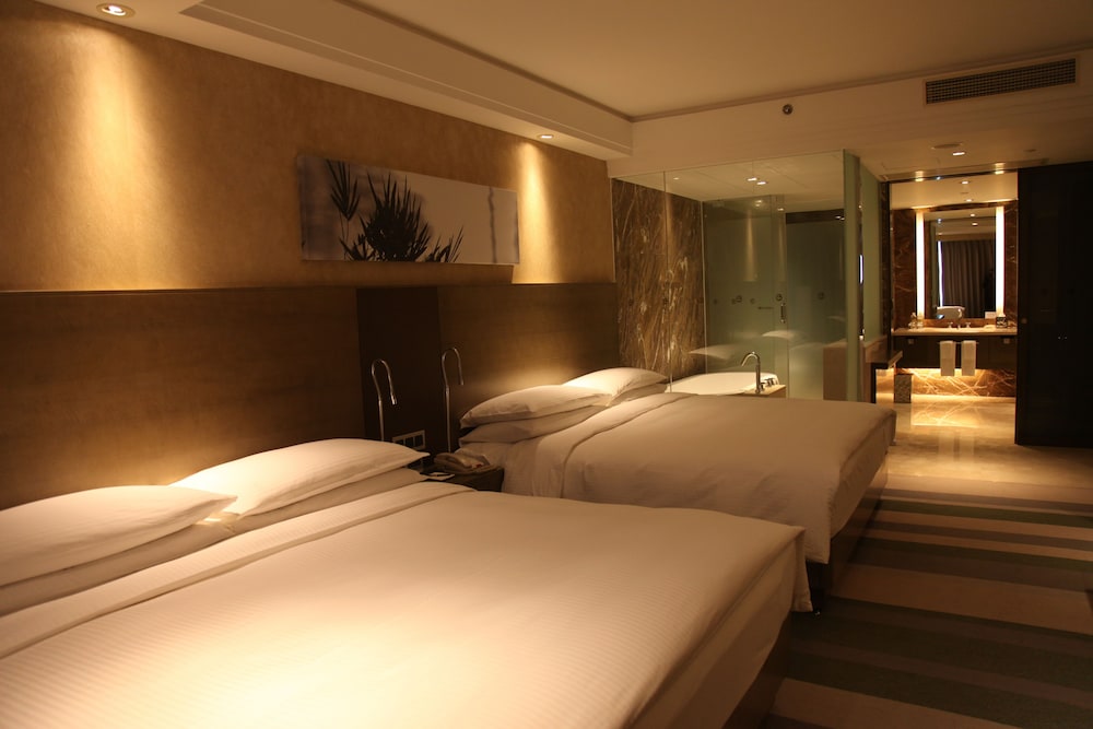 The Eton Hotel Shanghai 26/69