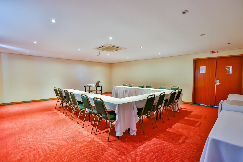 Nobile Inn Jundiai 33/36