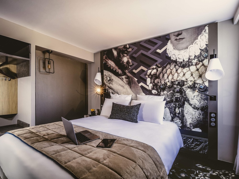 MERCURE PAU PALAIS DES SPORTS 7/67