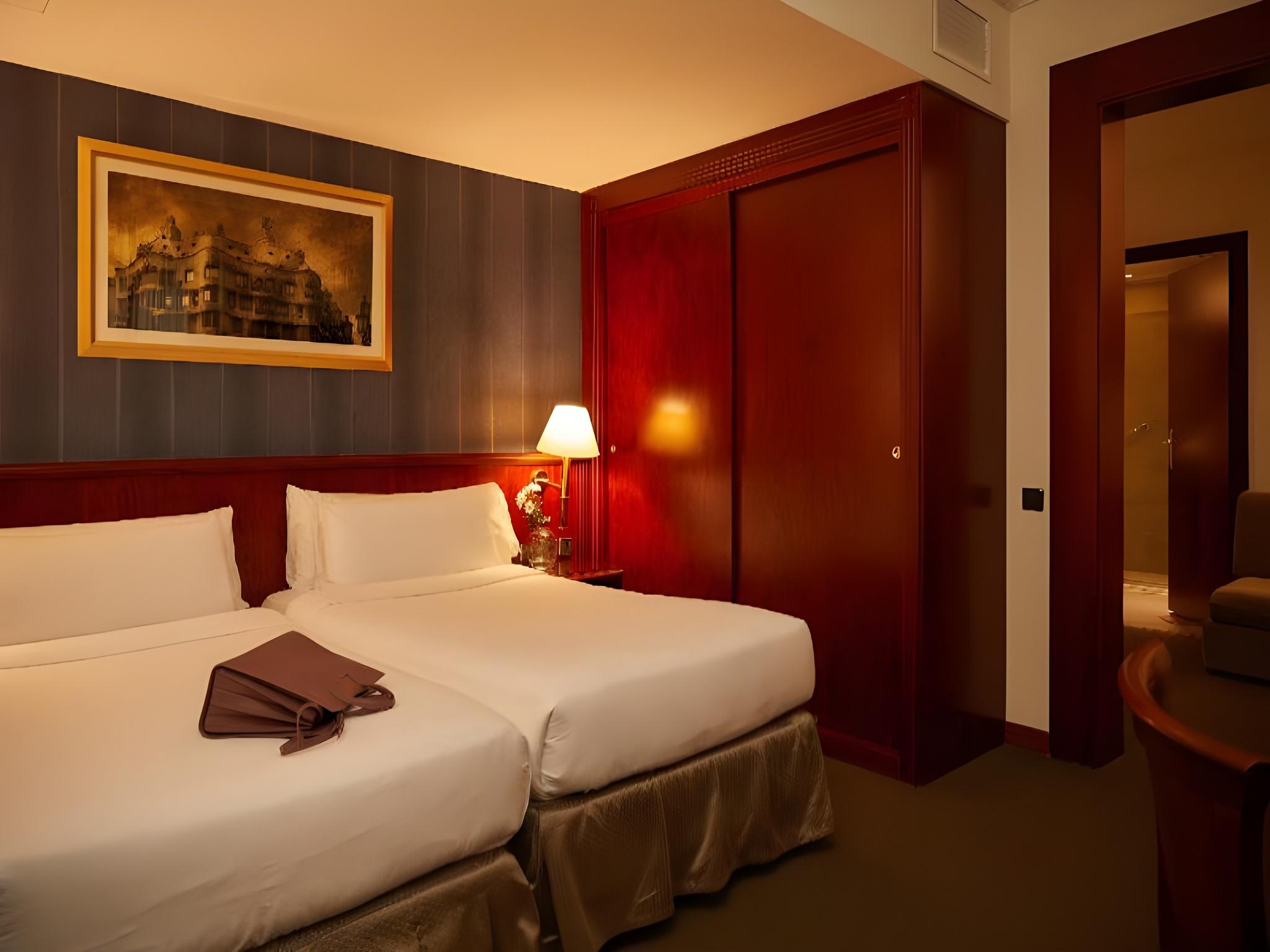 Executive, Single, Double or Twin Bed