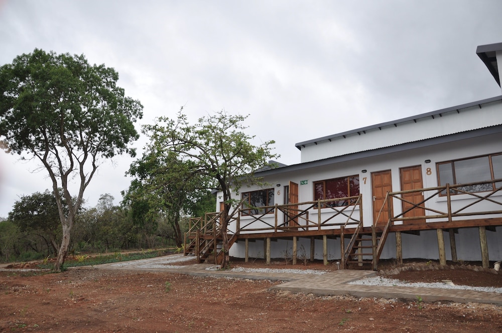 Hazyview Buffalo Game Lodge 27/29