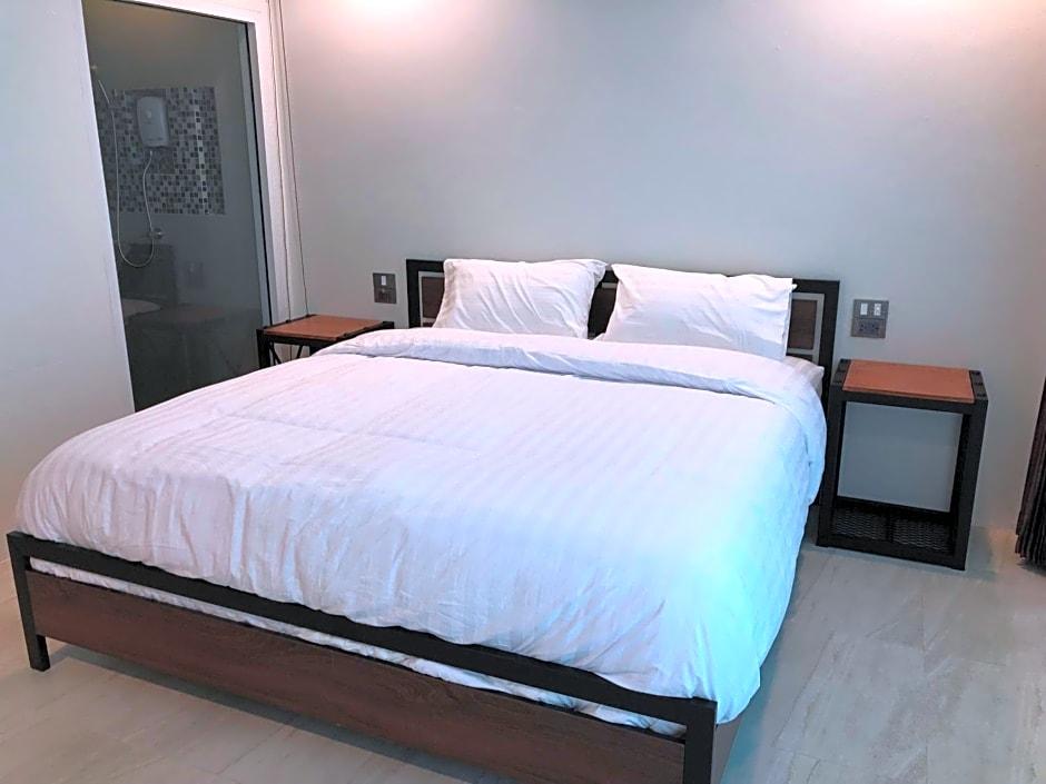 Richmond Nan Hotel 12/50