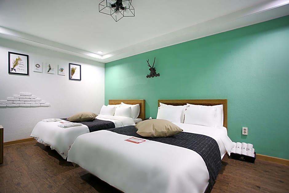Hotel Mong Chuncheon 7/89
