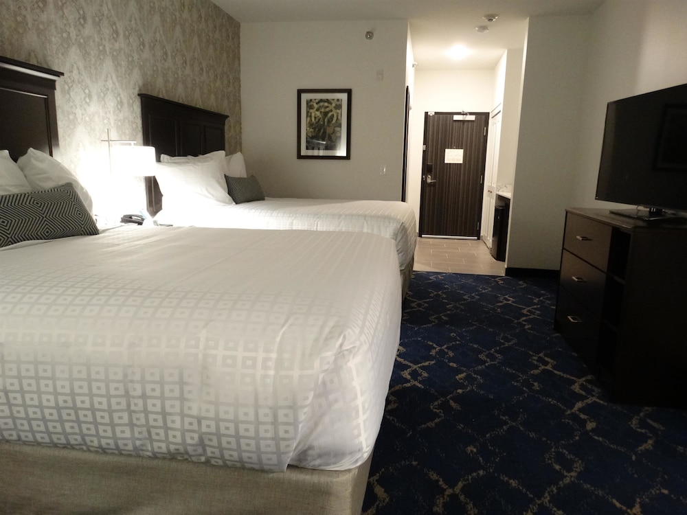 Best Western Plus New Richmond Inn & Suites 10/40