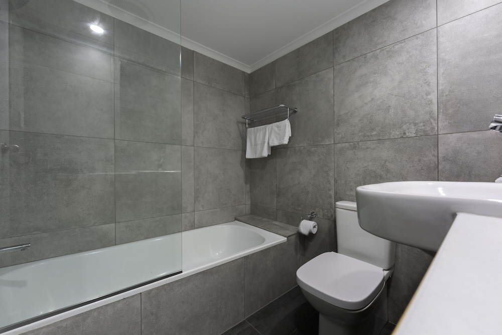 Ibis Styles Canberra Eaglehawk 64/65