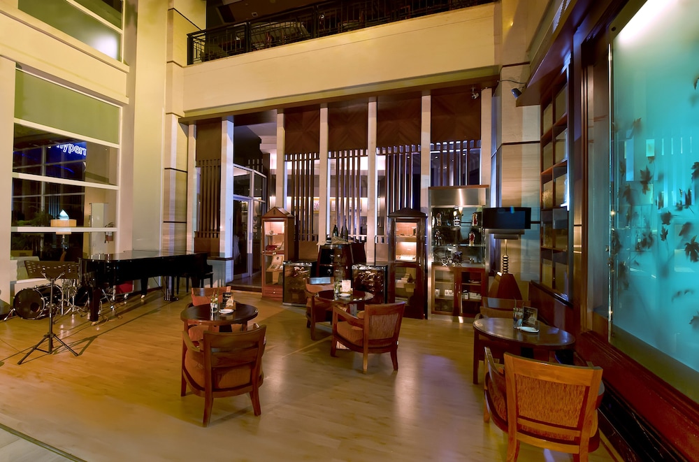 NOVOTEL SEMARANG 61/76