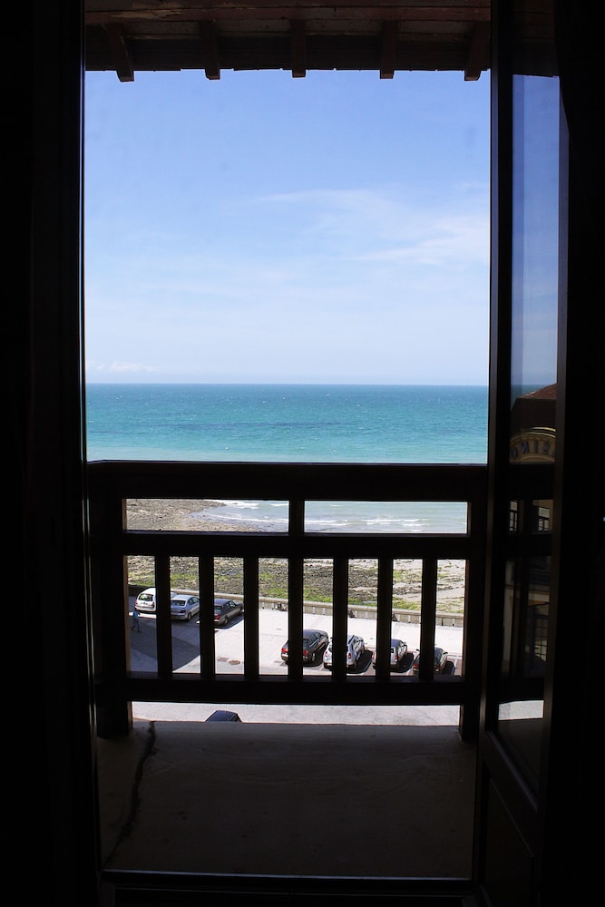 Hotel des Bains 40/42