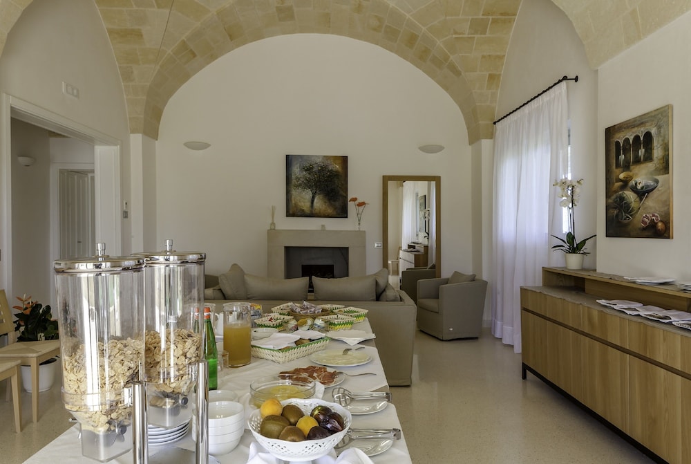 Tenuta Monticelli Bio Relais 52/64