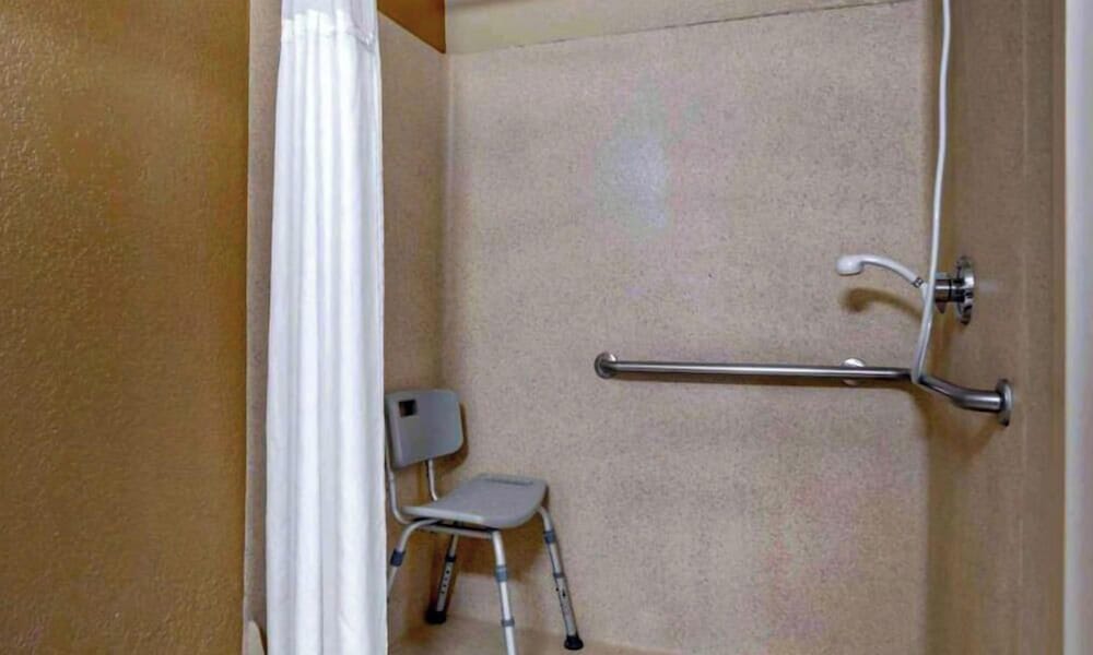 Studio 6 Extended stay Huntsville, AL - US Space & Rocket Center 24/46