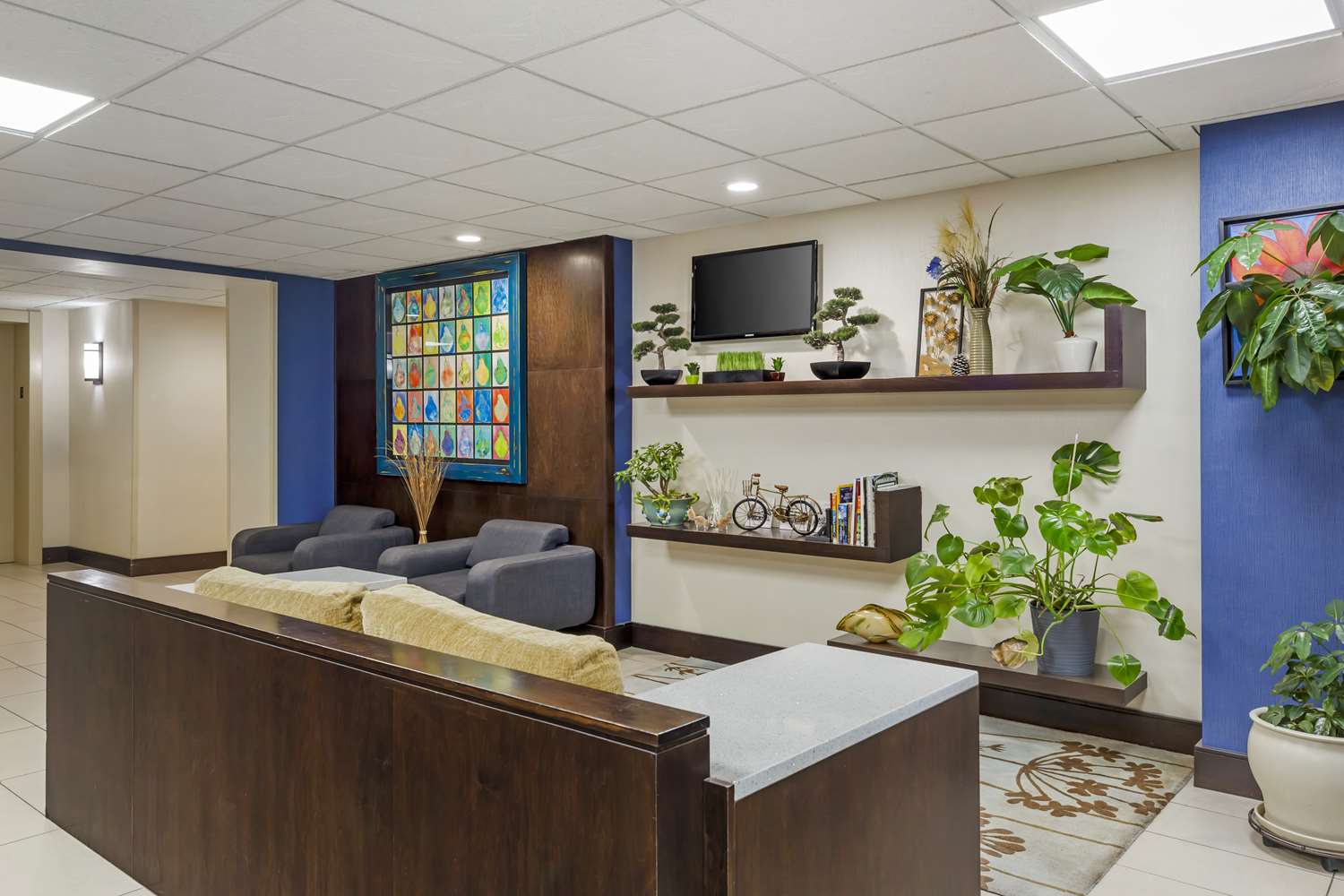 Best Western Plus Berkshire Hills Inn & Suites 5/41